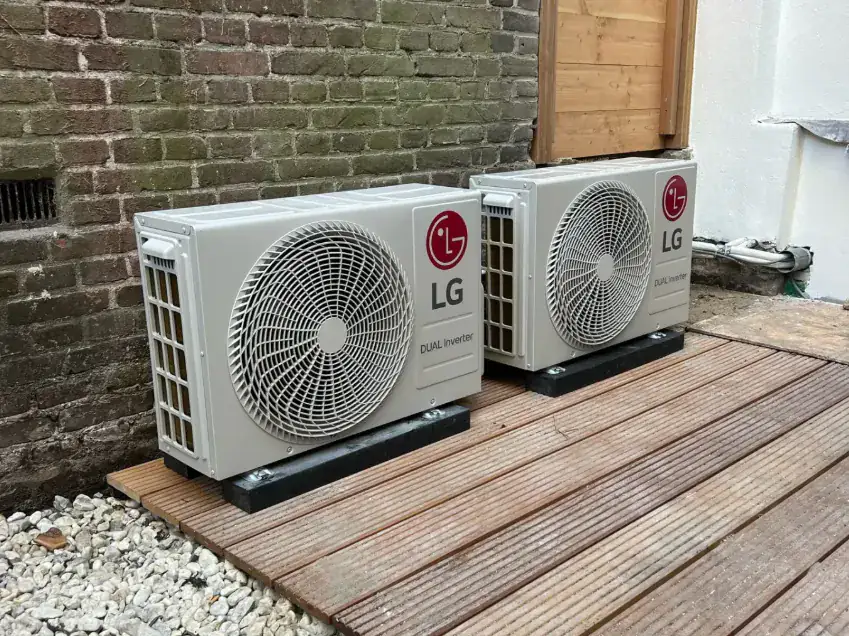 Buitenunits geplaatst door CoolComfort